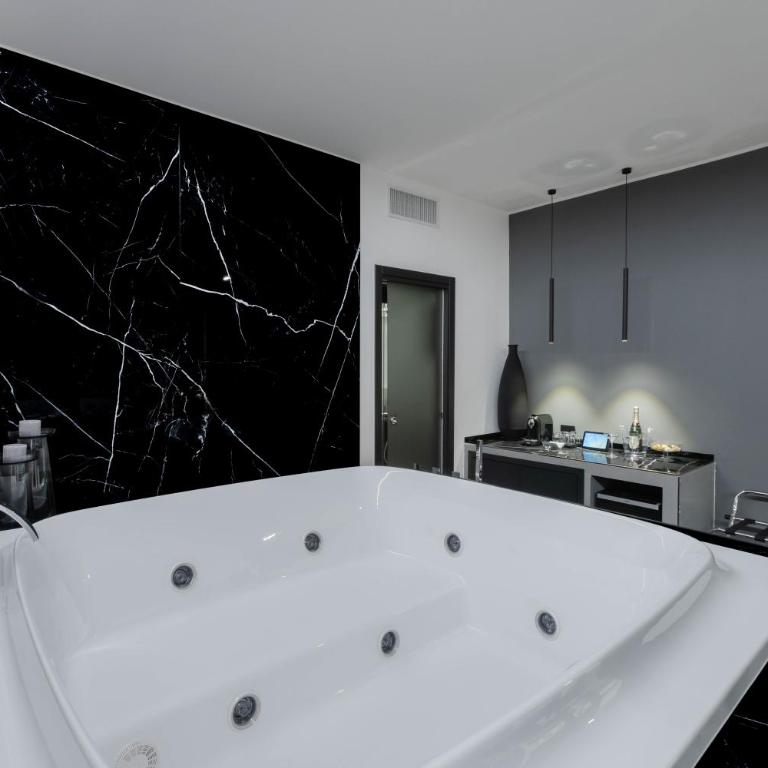 Suite Palermo Apartment - King Suite with Spa Bath - 10