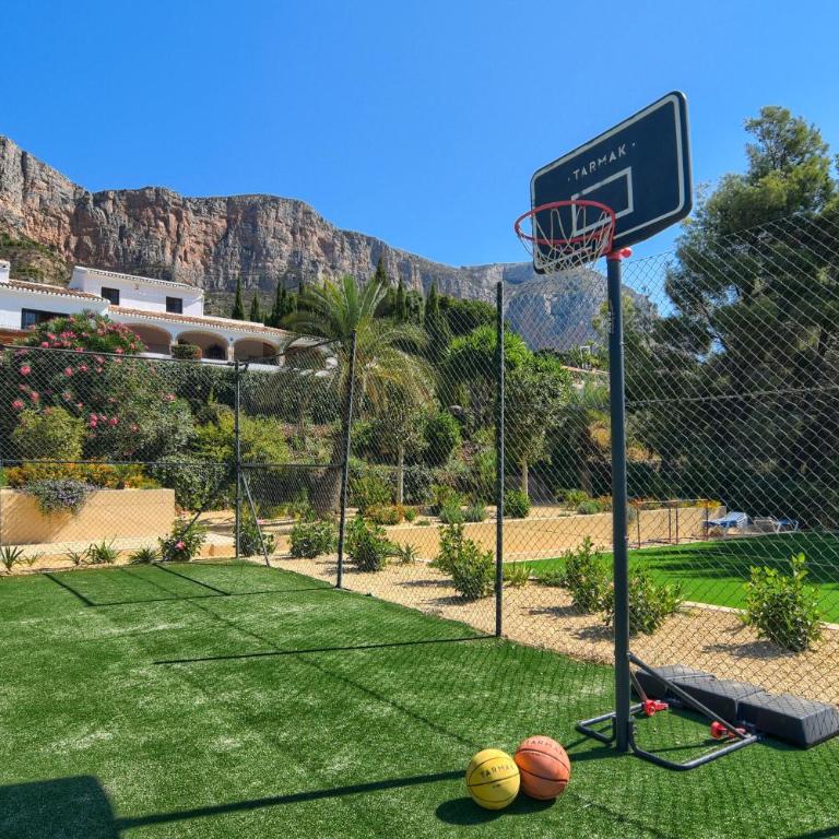 Sunset Villa Javea with private pool, padel & tennis court - Villa - 36