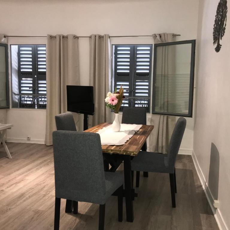COSY PLACE Aix-en-Provence, centre historique, WIFI Fibre Optique gratuit - Apartment mit 1 Schlafzimmer - 9