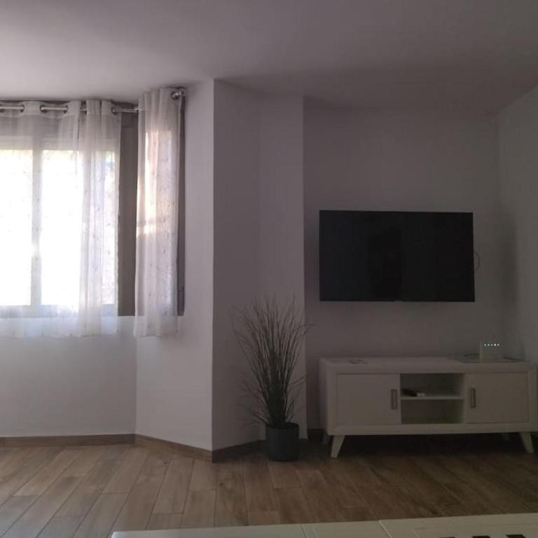 Bonito piso recién reformado con zona de parking - Apartamento de 1 dormitorio - 26