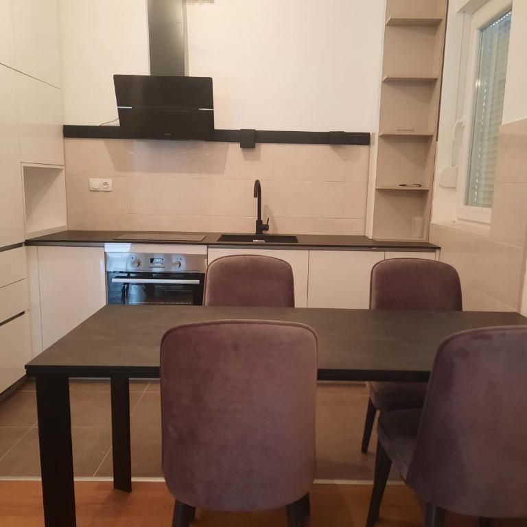 NinaRich,apartman sa 2 sobe idealan za bračni par sa djecom ili 2para, Trebinje - Apartman sa 2 Spavaće Sobe - 3