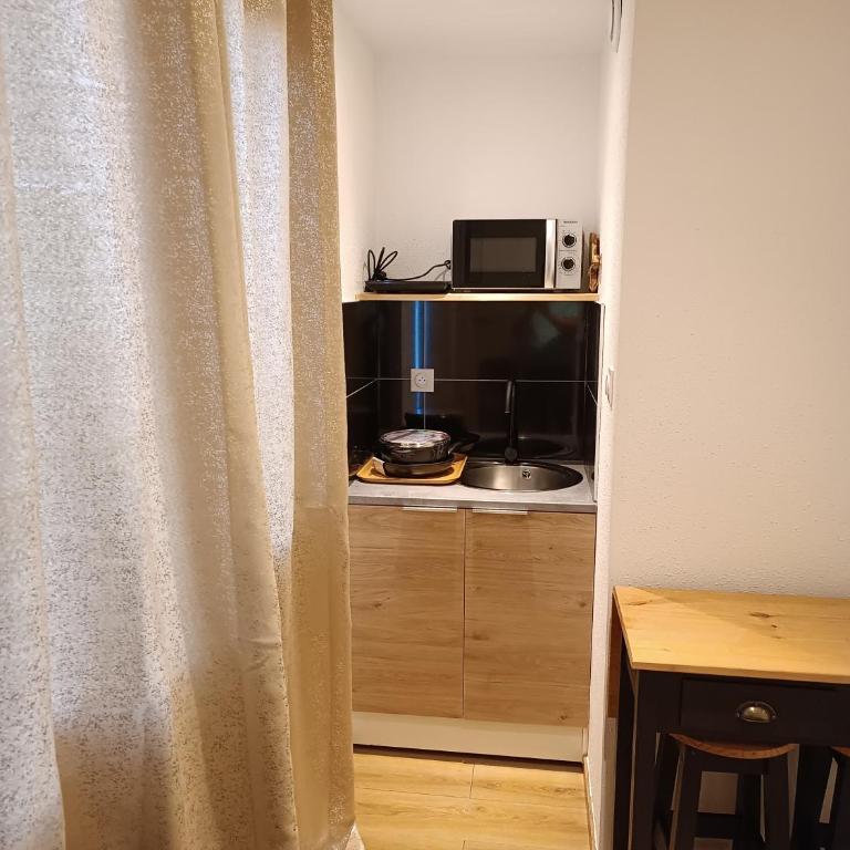 Fribourg - Apartment mit 1 Schlafzimmer - 3