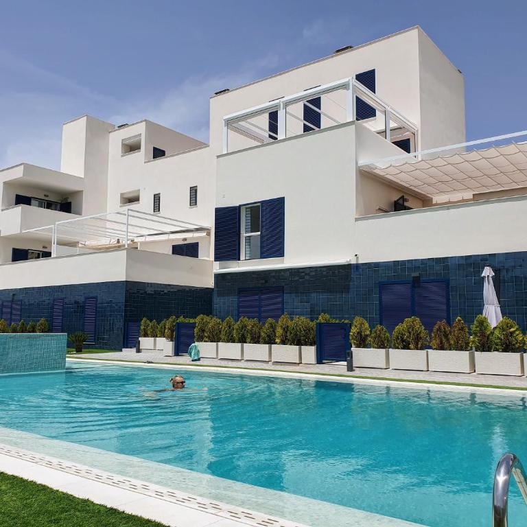 Modern apartamento with large south terrace, Playa Flamenca - Apartamento de 2 dormitorios - 1