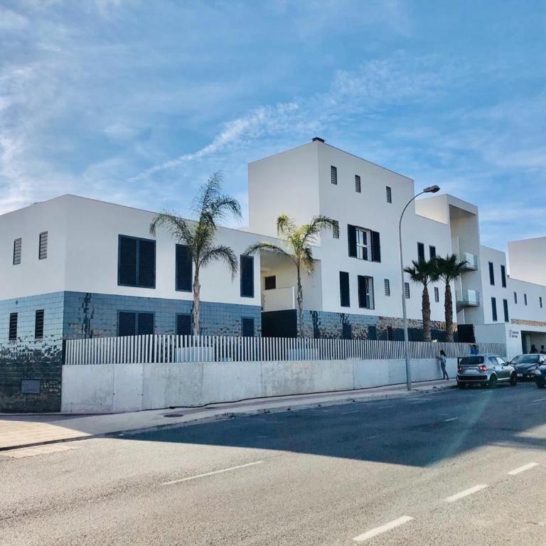 Modern apartamento with large south terrace, Playa Flamenca - Apartamento de 2 dormitorios - 12