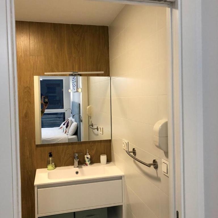 Modern apartamento with large south terrace, Playa Flamenca - Apartamento de 2 dormitorios - 19