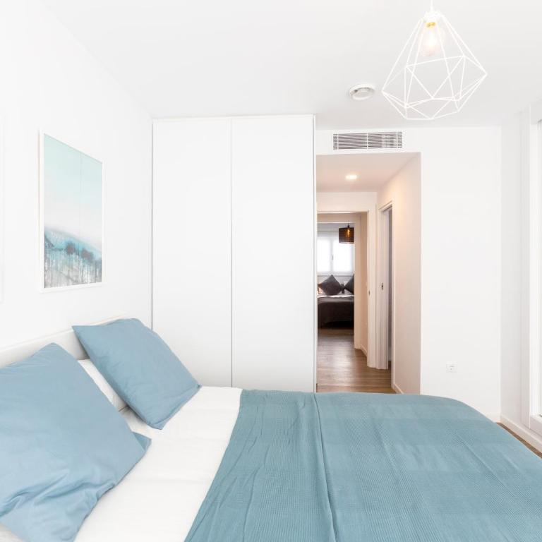 Oasis Pool Málaga - Apartamento de 3 dormitorios - 18
