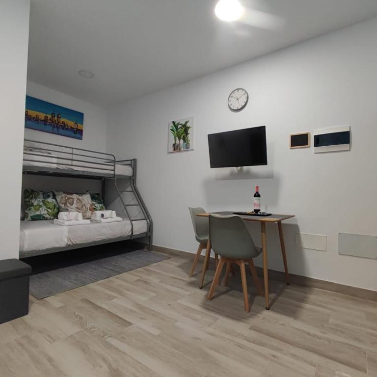 CASA PIRÁMIDE 4 WIFI - Parking y Terraza Privada - Casa con 1 dormitorio - 11