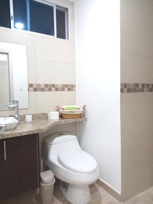 Edif. Deymar - Departamento frente al mar 9no piso - Apartamento de 2 dormitorios - 5