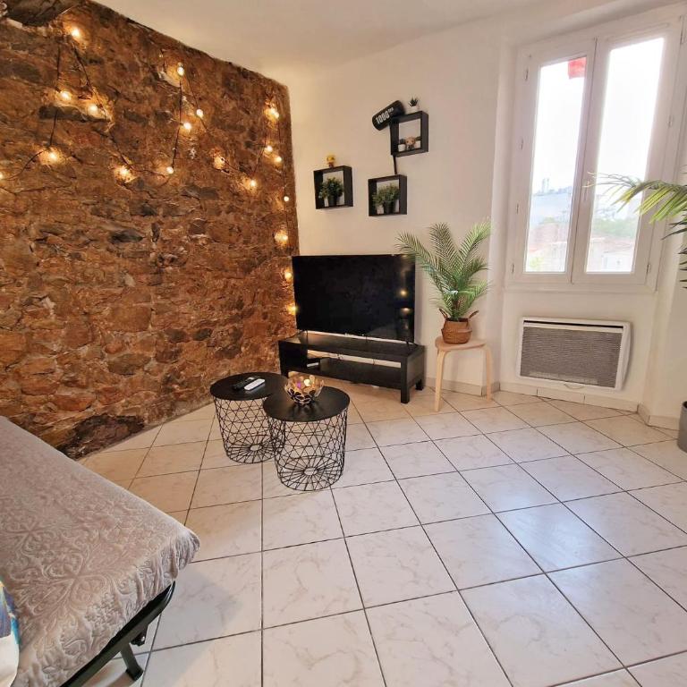 GregBnb - T2 Design 30m2 - Ouest - One-Bedroom Apartment - 6