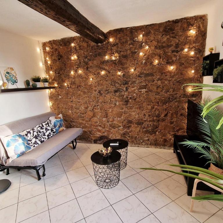 GregBnb - T2 Design 30m2 - Ouest - One-Bedroom Apartment - 3