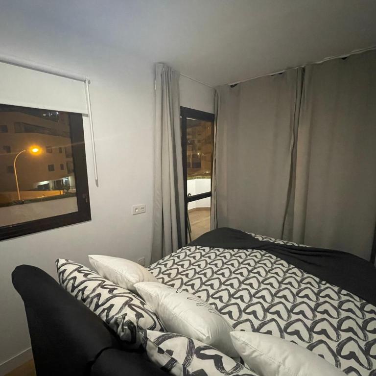 Tenerifeopenhome Central corner relax, wifi, breakfast, beach Los Cristisnos - Two-Bedroom Apartment - 48