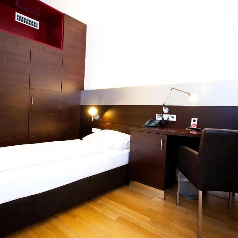 Hotel Schwarzer Bär - Kleines Einzelzimmer - 1
