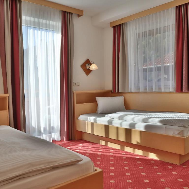 Pension Posauner - Familienzimmer (2 Erwachsene + 2 Kinder) - 5
