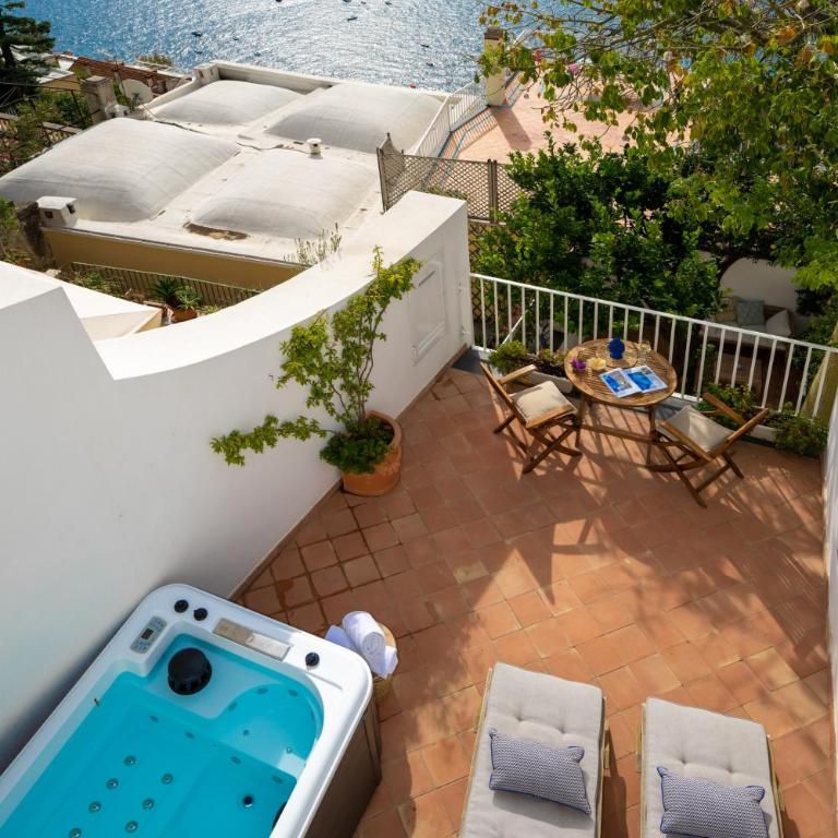 Villa Fortuna - Suite Deluxe con Vasca Idromassaggio - 24