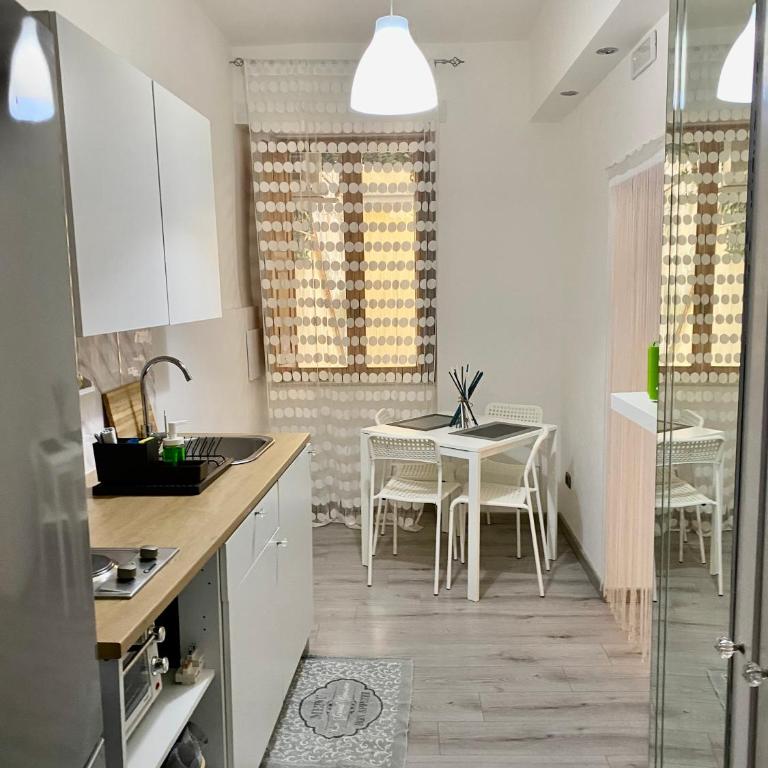Figurari Home Napoli - One-Bedroom Apartment - 15