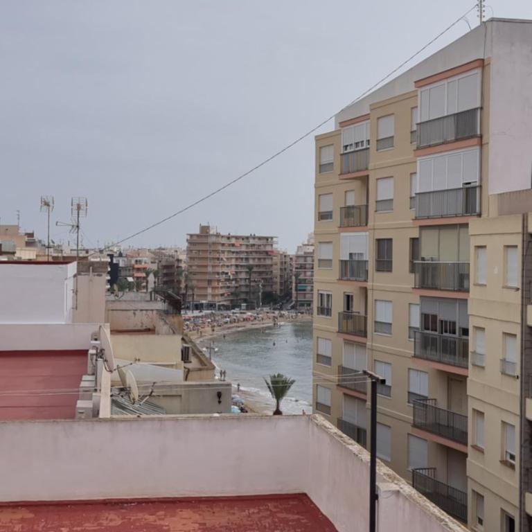 Modern and cosy apartment close to the beach - Two-Bedroom Apartment - 13