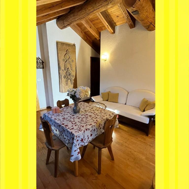 Chalet Blanc "La Mansarda" - Apartment mit 2 Schlafzimmern - 1
