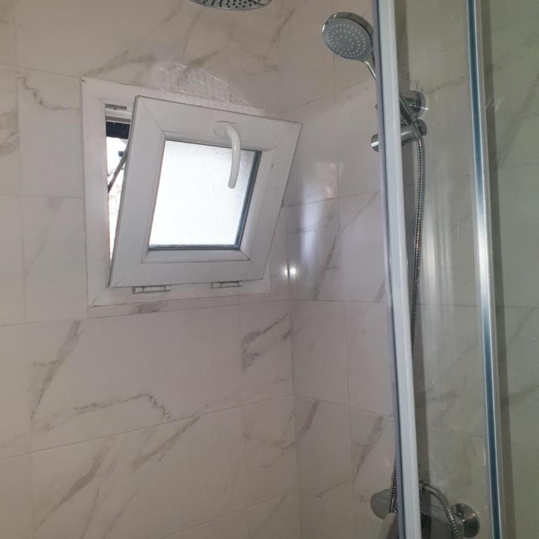 apartman oli - One-Bedroom Apartment - 25