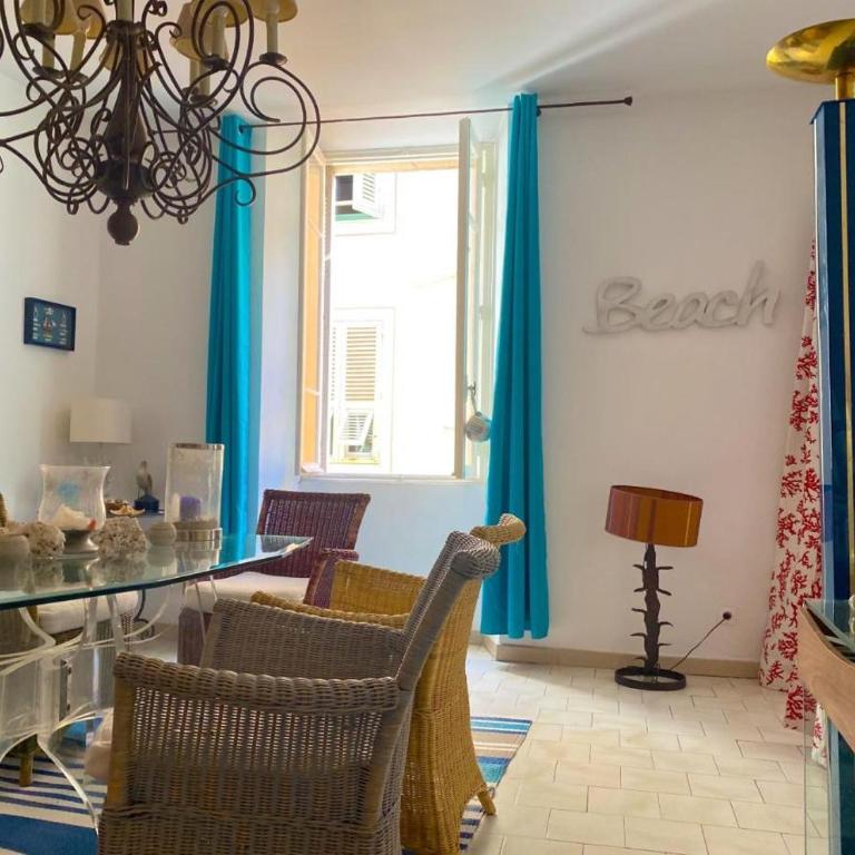 Spacieux et confortable appartement T3 au centre ville d Ajaccio - Appartement 2 Chambres - 12