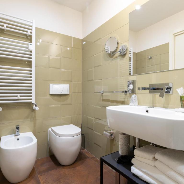 Castello Guest House Milano - Suite con Vista Cortile - 2
