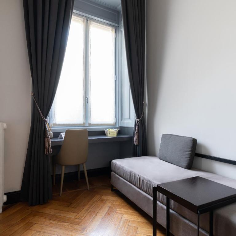 Castello Guest House Milano - Suite con Vista sul Castello - 1