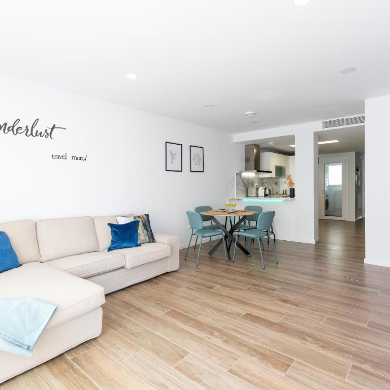 Oasis Pool Málaga - Apartamento de 3 dormitorios - 2