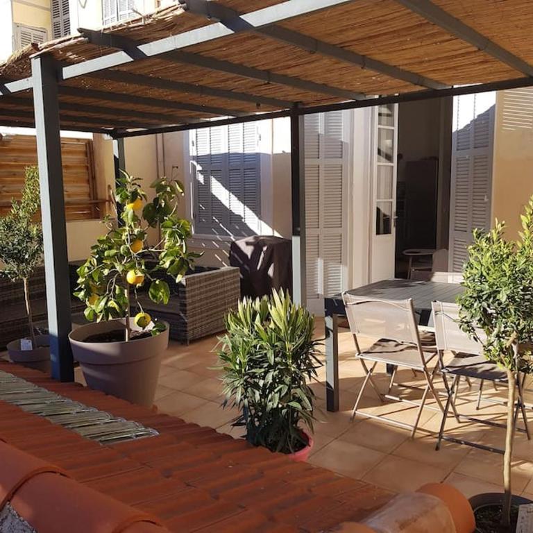 Superbe 2 pièces avec grande terrasse, classé *** - Apartment mit 1 Schlafzimmer - 13