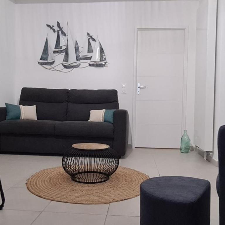 Petit Prince - One-Bedroom Apartment - 11