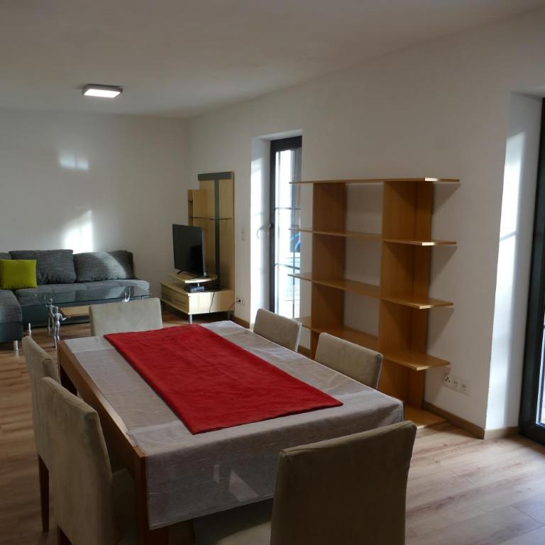 Ferienwohnung Baumgartner - Mattsee - Apartment mit Terrasse - 1