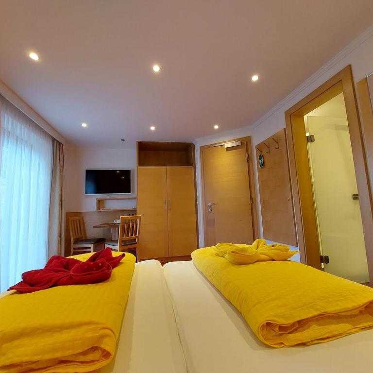 Apart Frühstückspension Stark - Doppelzimmer mit Balkon - 19