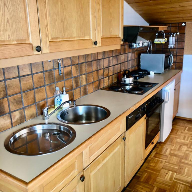 Haus Wenger Mountain View & Swimming Pool - Apartment mit Blick auf die Berge - 2