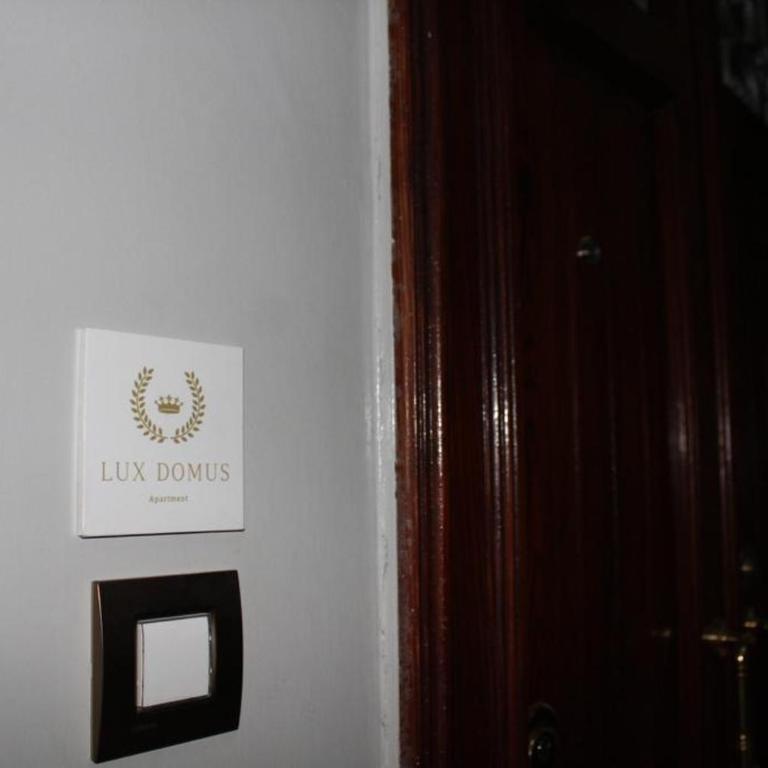 Lux Domus - Appartamento con 2 Camere da Letto - 36