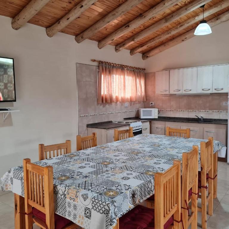 Colorina - El Nihuil - Casa de 4 dormitorios - 9