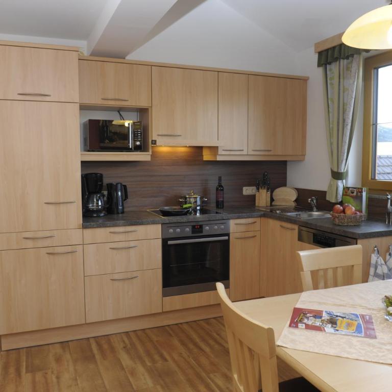 Bio-Bauernhof Samerhof - Apartment mit 2 Schlafzimmern, einem Balkon und Bergblick - 7