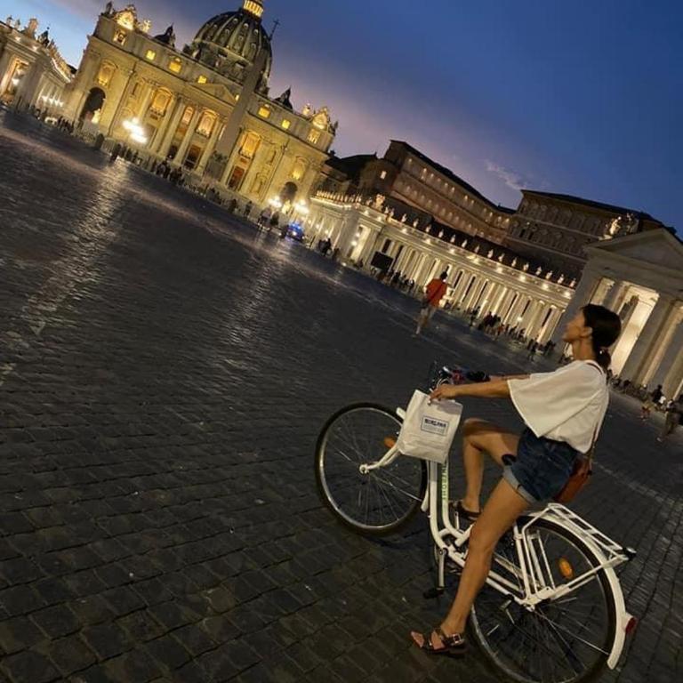 Bed&BikeRome GIULIO CESARE - Camera Doppia con Letti Singoli con Bagno Privato - 4