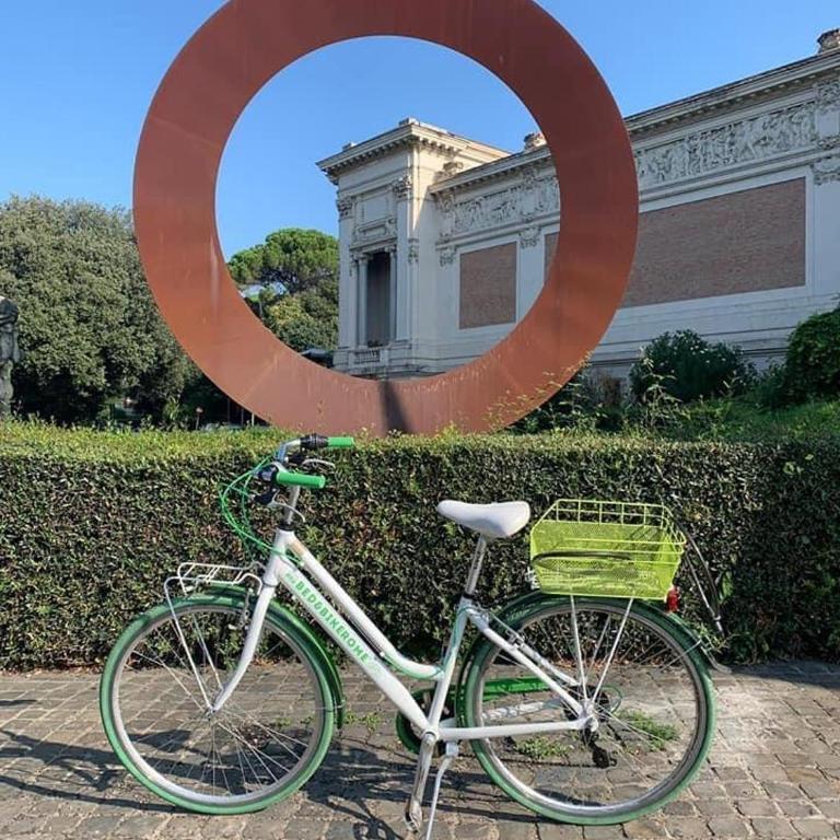 Bed&BikeRome GIULIO CESARE - Camera Doppia con Letti Singoli con Bagno Privato - 6