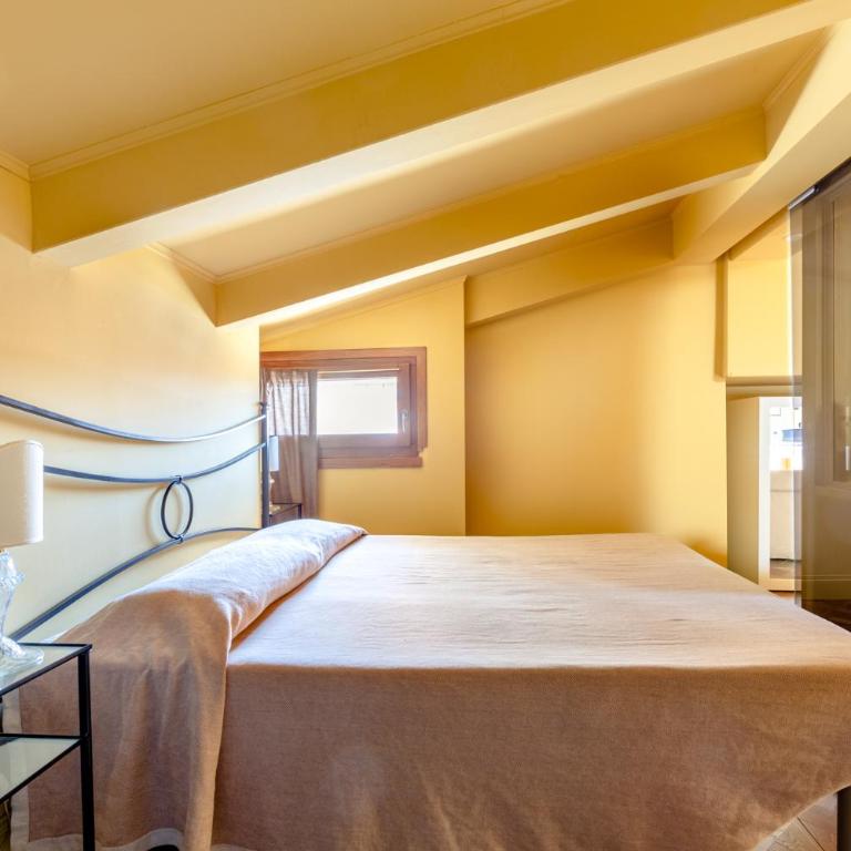 Al Campanile Madonna dell'Orto - Appartamento su 2 Livelli con 2 Camere da Letto - 3