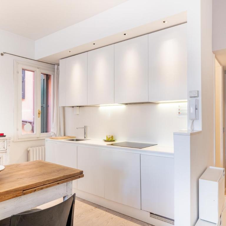 GuestHost - Padova Centre Cosy Apartment - Monolocale con Divano-Letto - 5