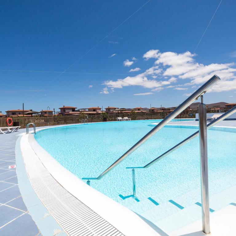 Villa Maha close by the North shore: relax, pool - Two-Bedroom Villa - 2