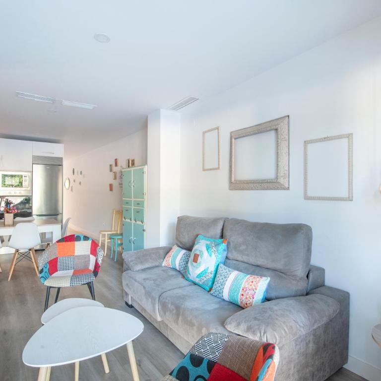 Casa Valentina: Confort y Luz en Sevilla Centro - Apartamento de 3 dormitorios - 1