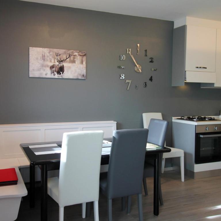 CASA 4 PIOPPI - Agenzia Dolomiti Affitti - Appartamento con 2 Camere da Letto - 13