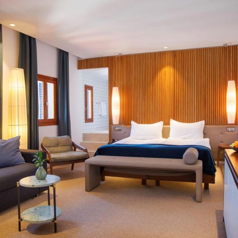 Portixol Hotel & Restaurant - Großes Zimmer mit Aussicht auf den Hafen - 1