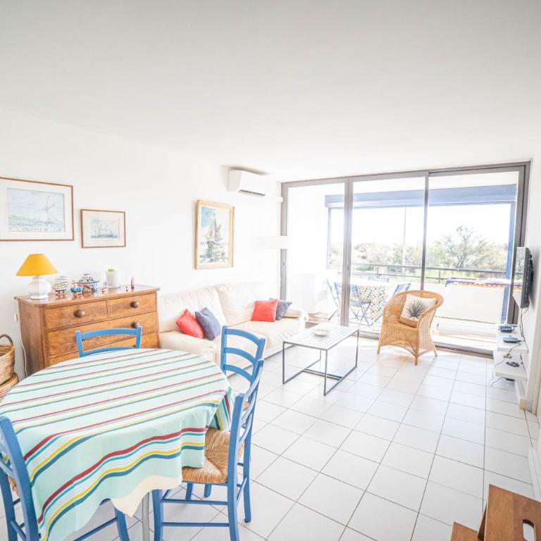 LE SUNRISE Vue mer Accès Plage- Spacieux-2 Terrasses-Wifi - CONFORT -TOP PROS SERVICESConciergerieLaGrandeMotte - Apartment mit 2 Schlafzimmern - 4