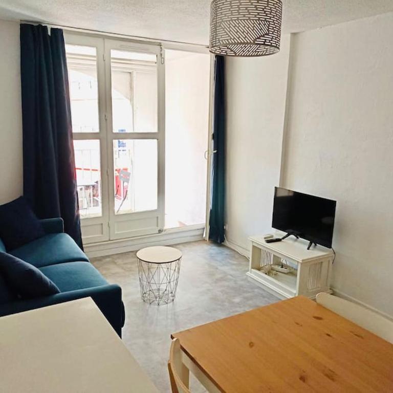 Studio tout confort Climatisé avec Wifi à 2mn à pied de la plage - Monolocale - 12