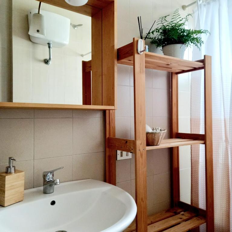 B26 - Large Twin Room - 2