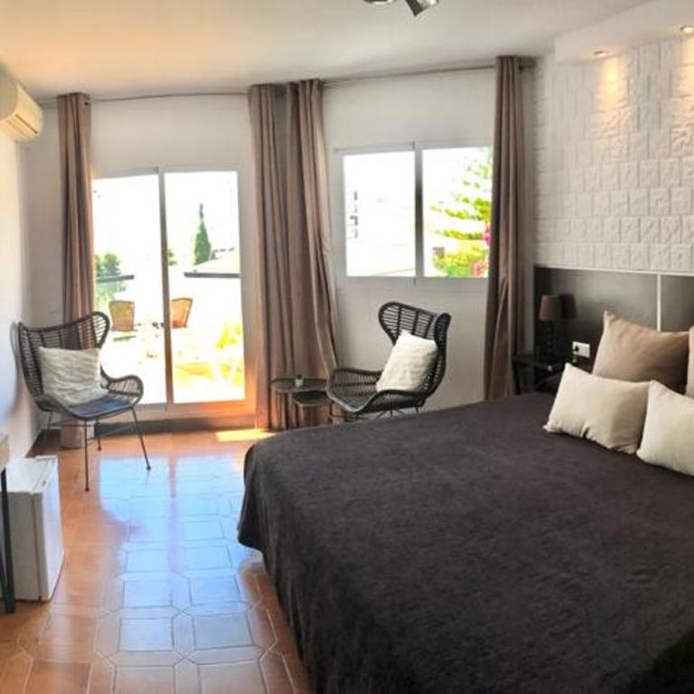 Hostal Casa Mercedes - Suite Junior con terraza y vistas al mar - 7