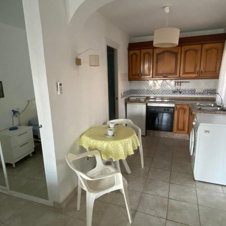 Villa Chimenea with pool and lovely garden - Villa de 1 dormitorio - 3