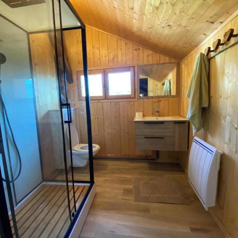 Appartement rénové 3 chambres, animaux acceptés, parking, proche Grand Massif - Appartement 3 Chambres - 8