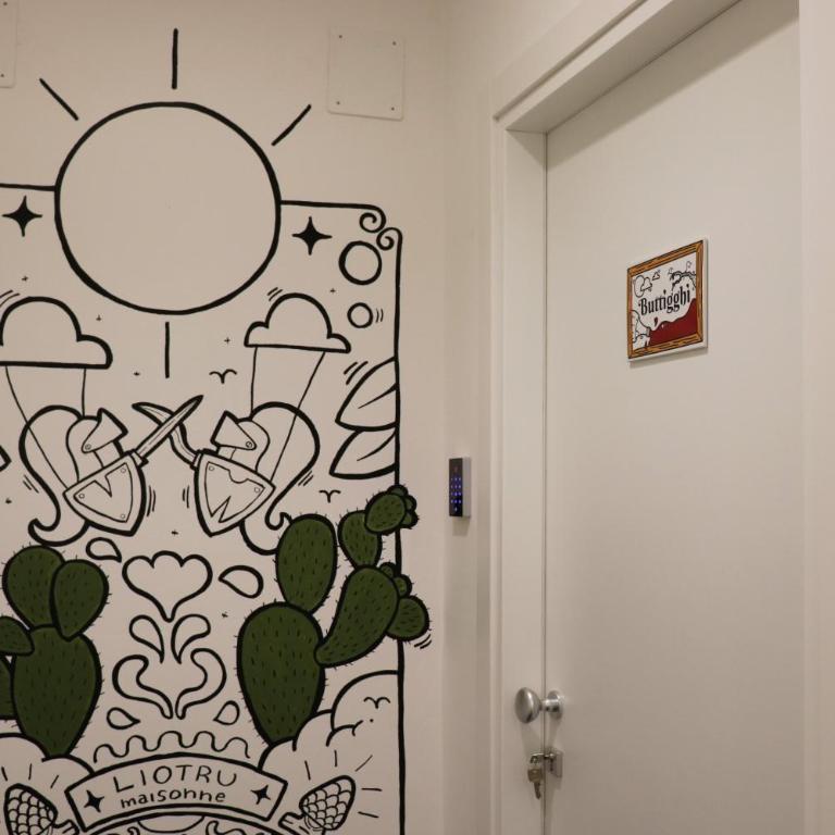 Liotru Maisonne, rooms with en-suite bathroom and shared bathroom - Double Room with Private Bathroom - 6