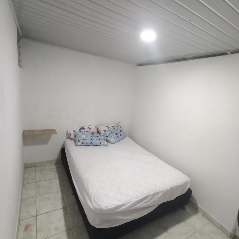 Hermoso apartamento independiente con cocina - One-Bedroom Apartment - 1
